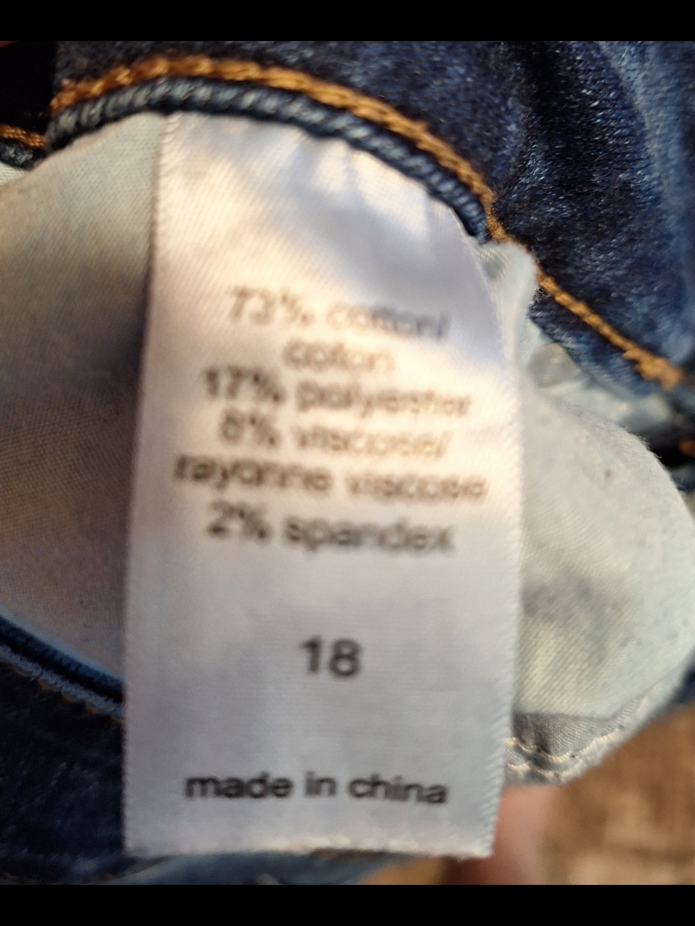 Maurices Distressed Crop Jeans. Sz 18 - Picture 4 of 4